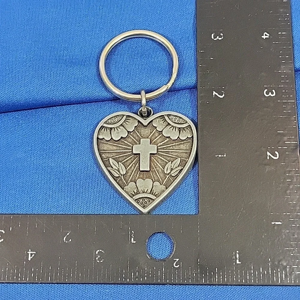 Christian Cross Pewter Keychain Easter Risen Heart Souvenir